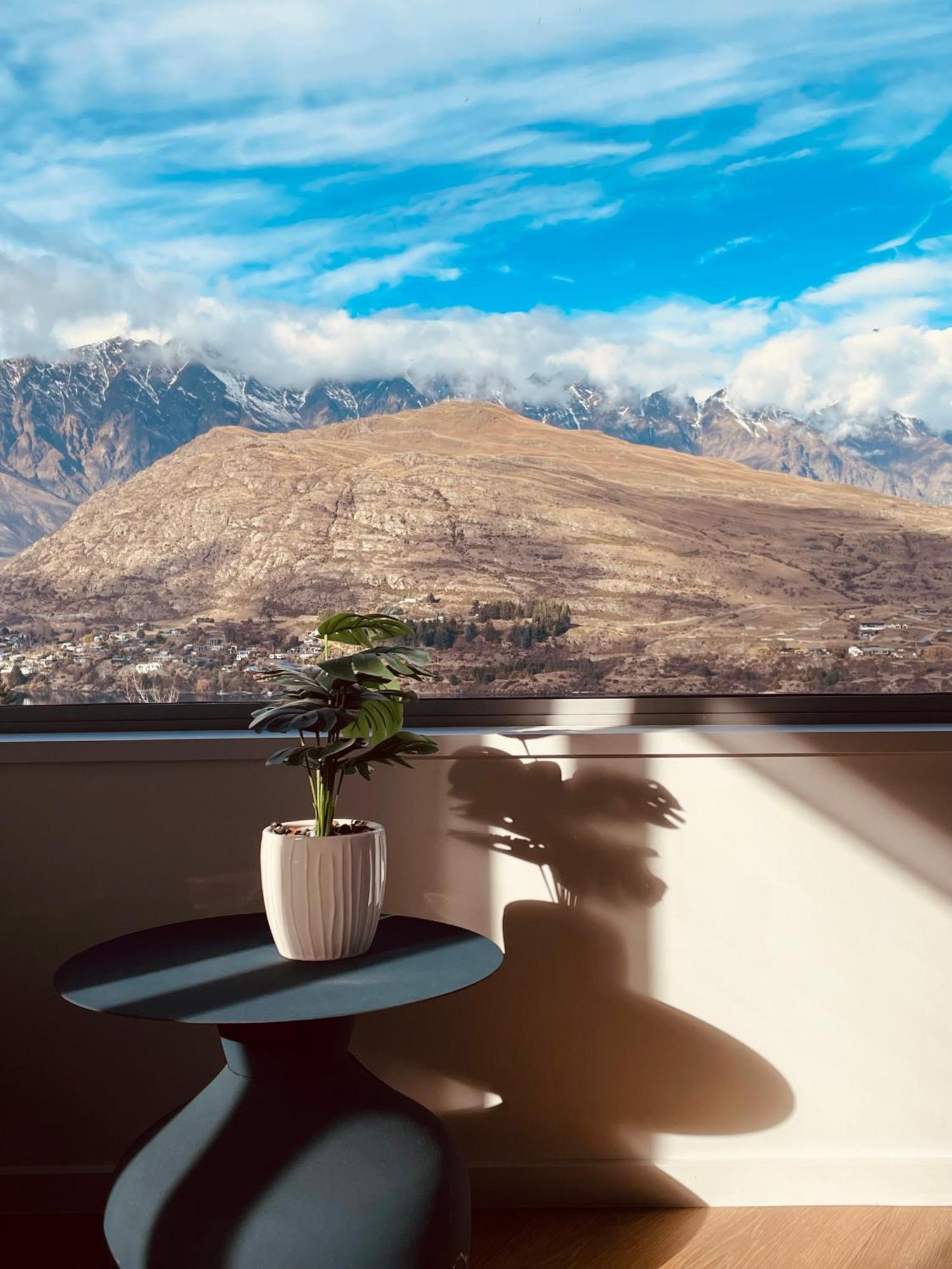 Ming'S Lakeside Goldleaf Suites Queenstown Eksteriør billede
